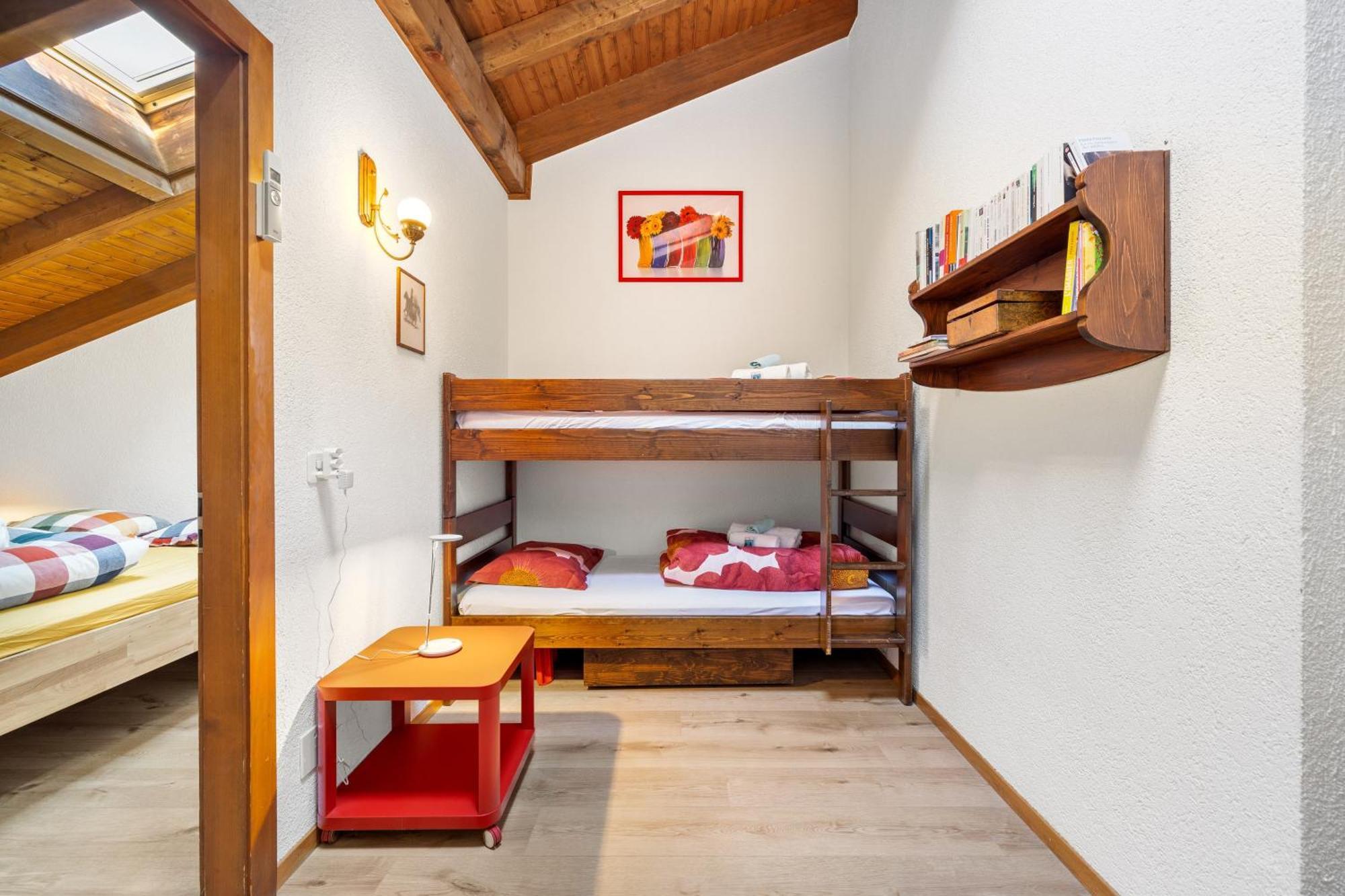 Appartement Duplex Cosy Aux Bains De Saillon Extérieur photo